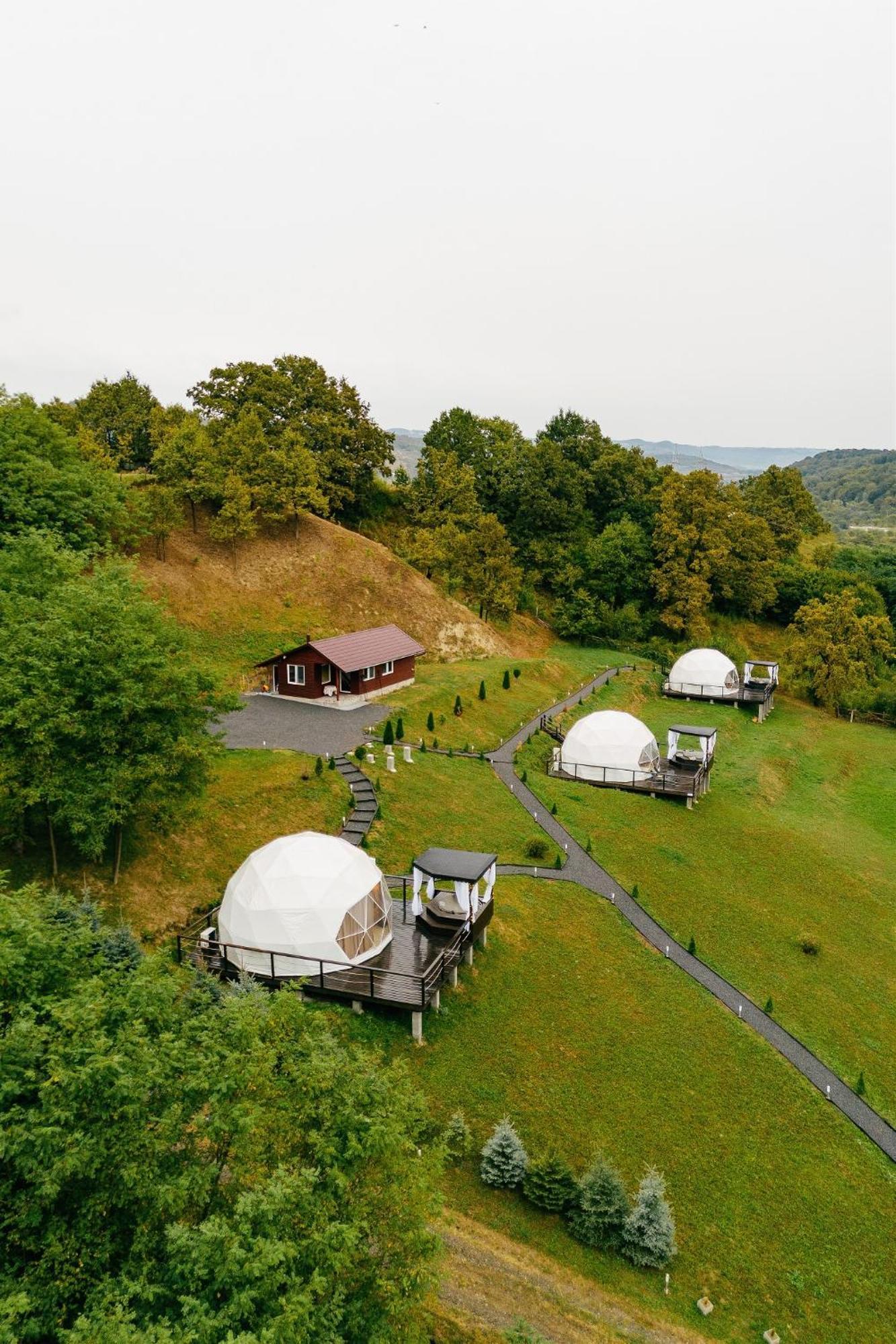 Tente de luxe Kallias Dome Sovata
